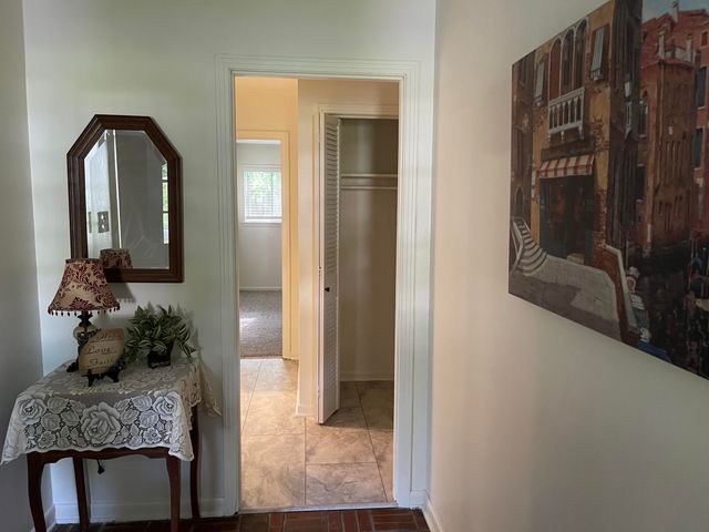 605 Woodland Hills, Hattiesburg, MS 39402