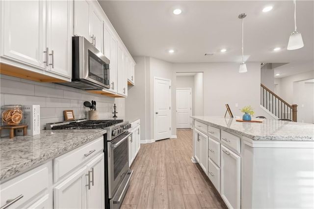 4437 Waxwing Street, Hoschton, GA 30548