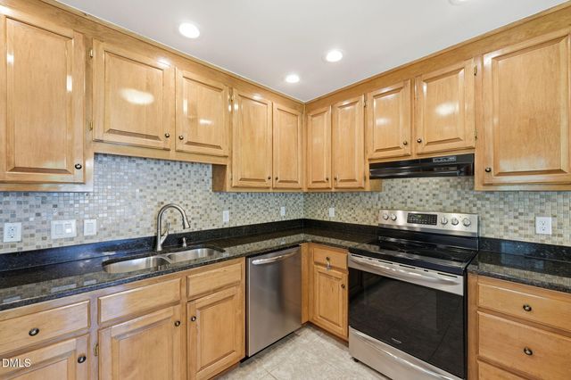 812 E Stagecoach Road, Mebane, NC 27302