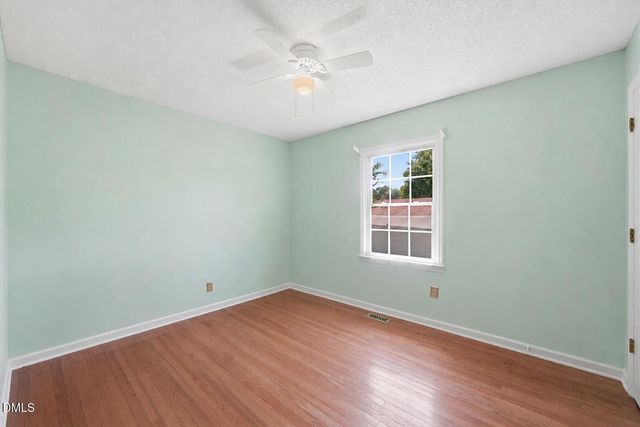 812 E Stagecoach Road, Mebane, NC 27302