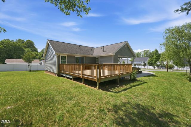 812 E Stagecoach Road, Mebane, NC 27302