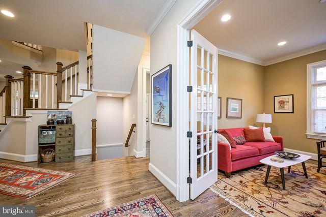 7505 MARBURY RD, Bethesda, MD 20817