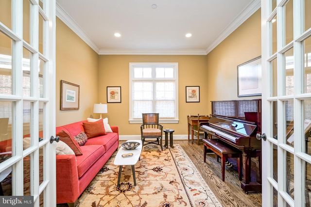 7505 MARBURY RD, Bethesda, MD 20817