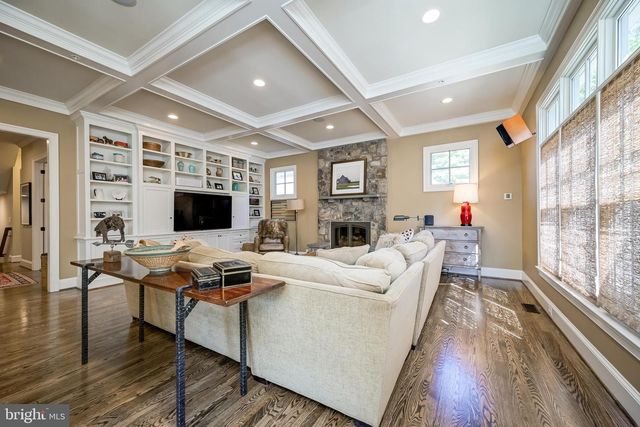 7505 MARBURY RD, Bethesda, MD 20817