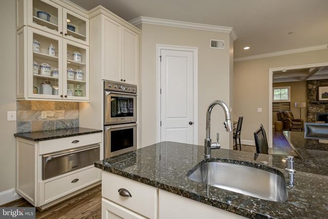 7505 MARBURY RD, Bethesda, MD 20817