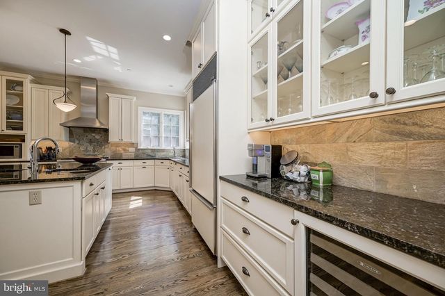 7505 MARBURY RD, Bethesda, MD 20817