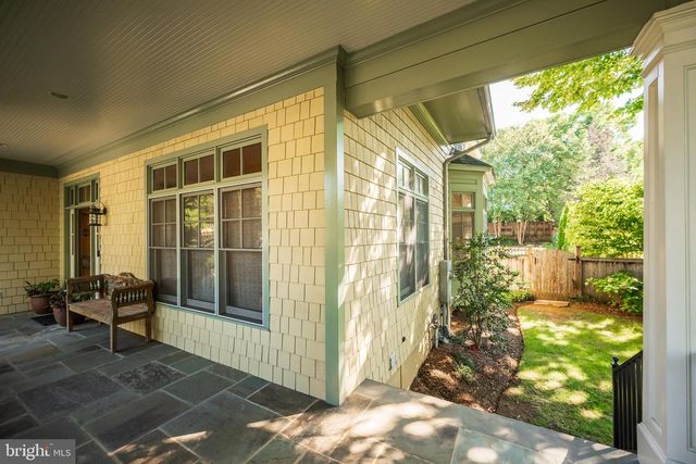 7505 MARBURY RD, Bethesda, MD 20817