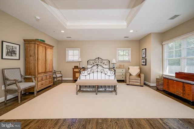 7505 MARBURY RD, Bethesda, MD 20817