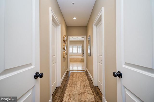 7505 MARBURY RD, Bethesda, MD 20817