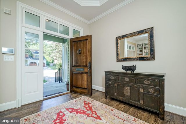 7505 MARBURY RD, Bethesda, MD 20817