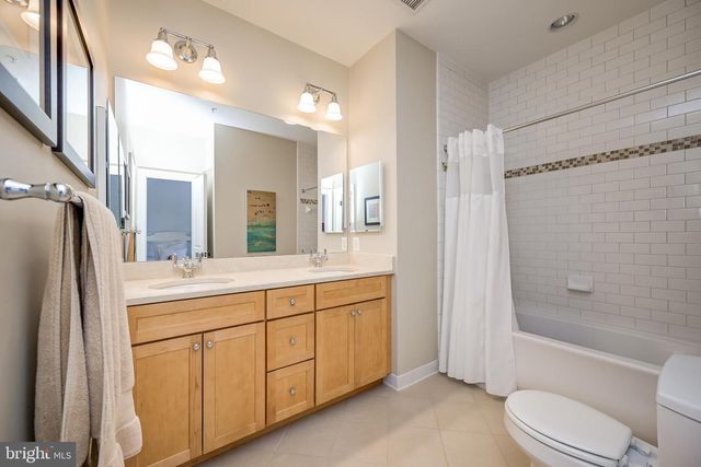 7505 MARBURY RD, Bethesda, MD 20817