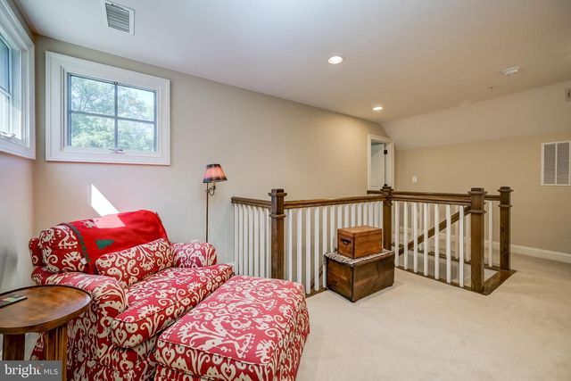 7505 MARBURY RD, Bethesda, MD 20817