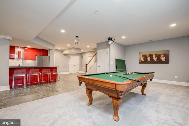 7505 MARBURY RD, Bethesda, MD 20817