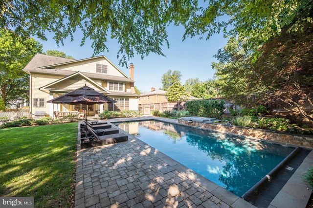 7505 MARBURY RD, Bethesda, MD 20817