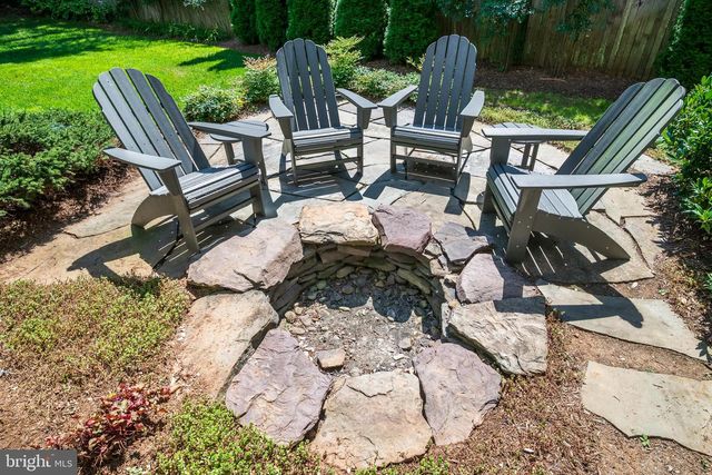 7505 MARBURY RD, Bethesda, MD 20817