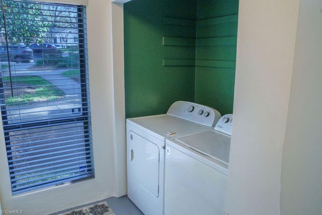 301 Village Lane F, Greensboro, NC 27409