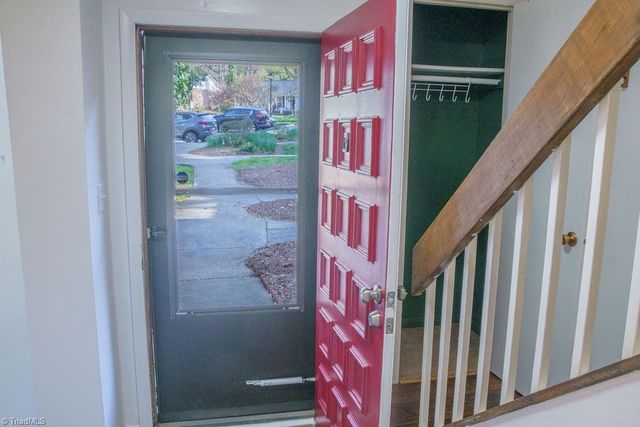 301 Village Lane F, Greensboro, NC 27409