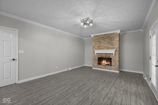710 W Southport Road, Indianapolis, IN 46217