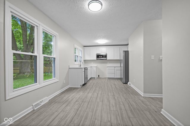 710 W Southport Road, Indianapolis, IN 46217