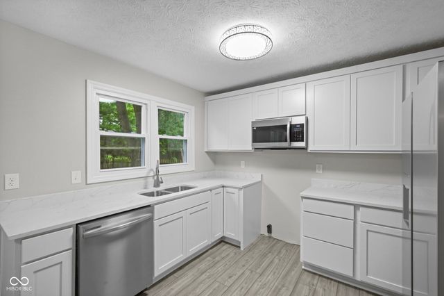 710 W Southport Road, Indianapolis, IN 46217