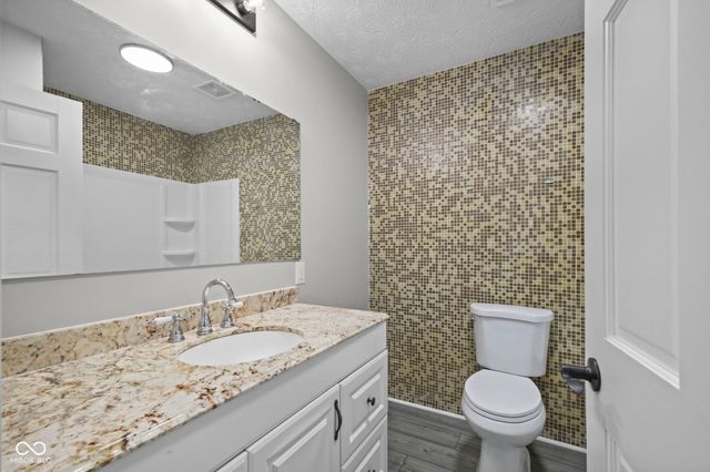 710 W Southport Road, Indianapolis, IN 46217