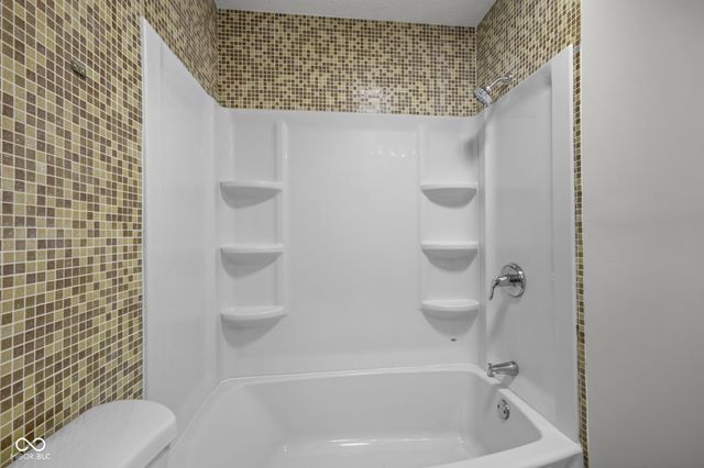 710 W Southport Road, Indianapolis, IN 46217