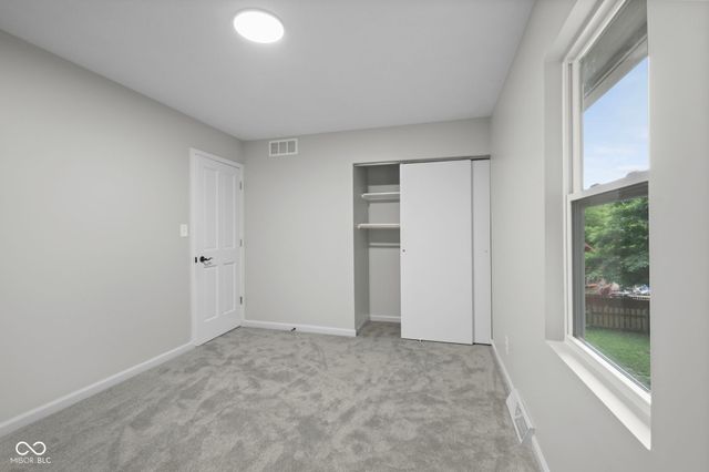 710 W Southport Road, Indianapolis, IN 46217
