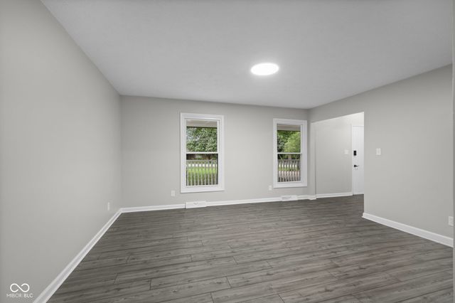 710 W Southport Road, Indianapolis, IN 46217