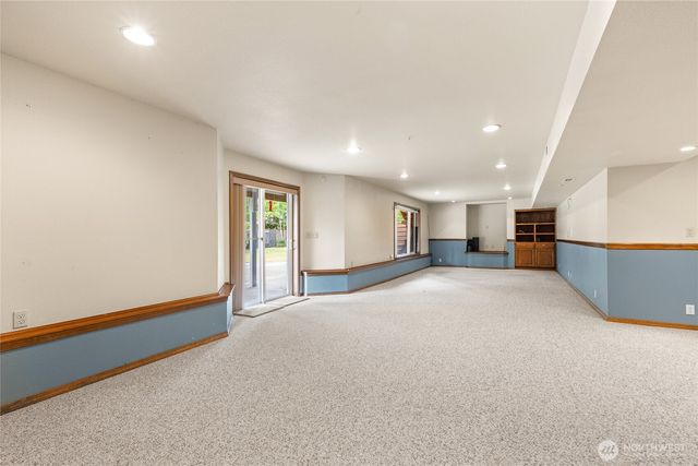8711 Fenwick Loop SE SE, Olympia, WA 98513