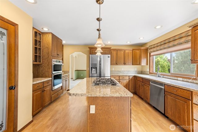 8711 Fenwick Loop SE SE, Olympia, WA 98513