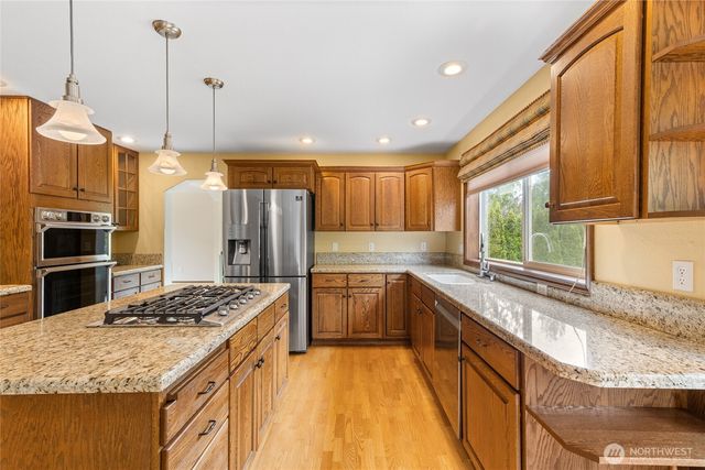 8711 Fenwick Loop SE SE, Olympia, WA 98513