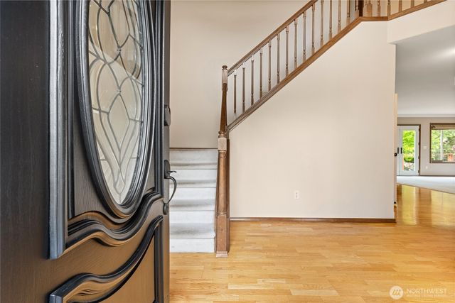 8711 Fenwick Loop SE SE, Olympia, WA 98513