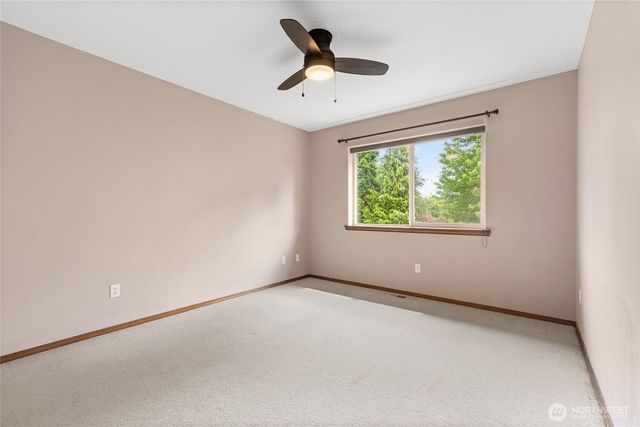 8711 Fenwick Loop SE SE, Olympia, WA 98513