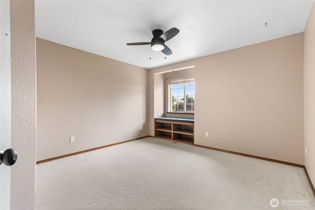 8711 Fenwick Loop SE SE, Olympia, WA 98513