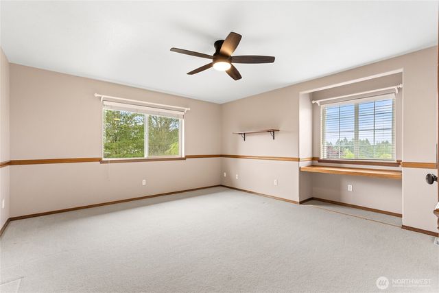 8711 Fenwick Loop SE SE, Olympia, WA 98513