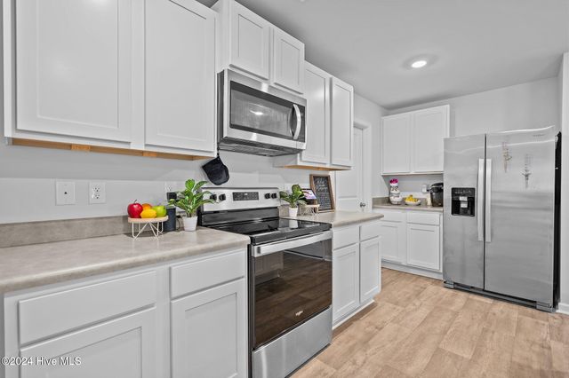 402 Folkstone Road Lot 71, Holly Ridge, NC 28445