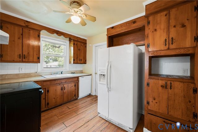 136 Holly Hill Dr, Petersburg, VA 23805