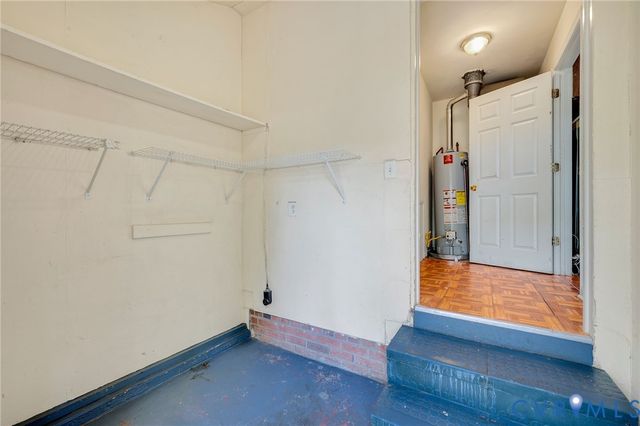 136 Holly Hill Dr, Petersburg, VA 23805