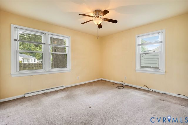 136 Holly Hill Dr, Petersburg, VA 23805