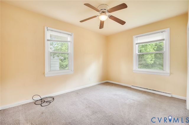 136 Holly Hill Dr, Petersburg, VA 23805