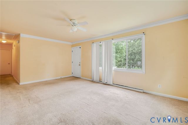 136 Holly Hill Dr, Petersburg, VA 23805