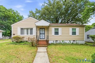 136 Holly Hill Dr, Petersburg, VA 23805