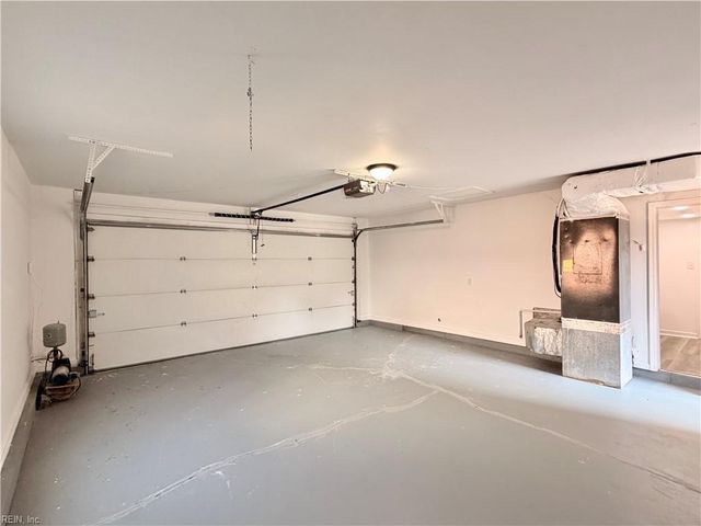 251 S Parliament DR, Virginia Beach, VA 23462