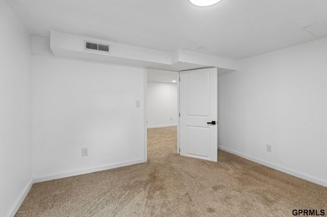 2407 Washington Street, Bellevue, NE 68005