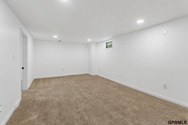 2407 Washington Street, Bellevue, NE 68005