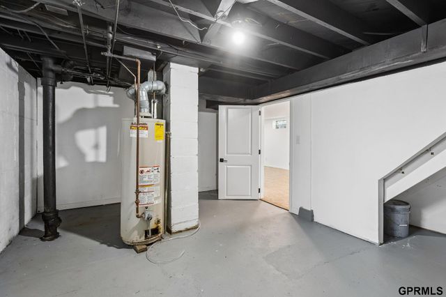 2407 Washington Street, Bellevue, NE 68005
