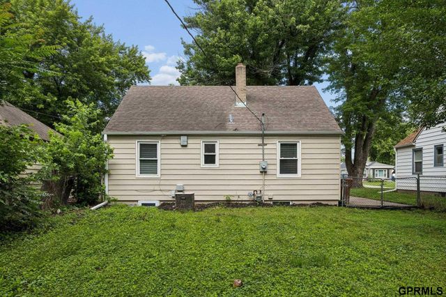 2407 Washington Street, Bellevue, NE 68005