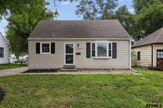 2407 Washington Street, Bellevue, NE 68005