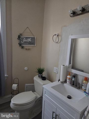 627 MACDADE BLVD, Collingdale, PA 19023