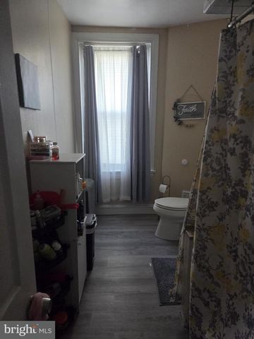 627 MACDADE BLVD, Collingdale, PA 19023